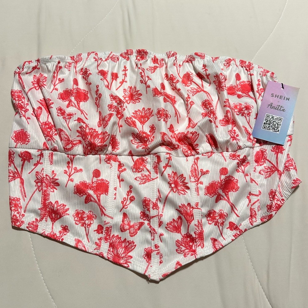 NWT SHEIN x Anitta Red & White Floral Corset Crop Top🍷